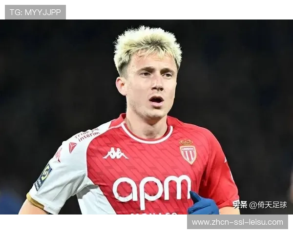 戈洛温因向裁判鼓掌被罚下,摩纳哥中场情绪失控影响球队表现 戈洛温因向裁判鼓掌被罚下,摩纳哥中场情绪失控影响球队表现